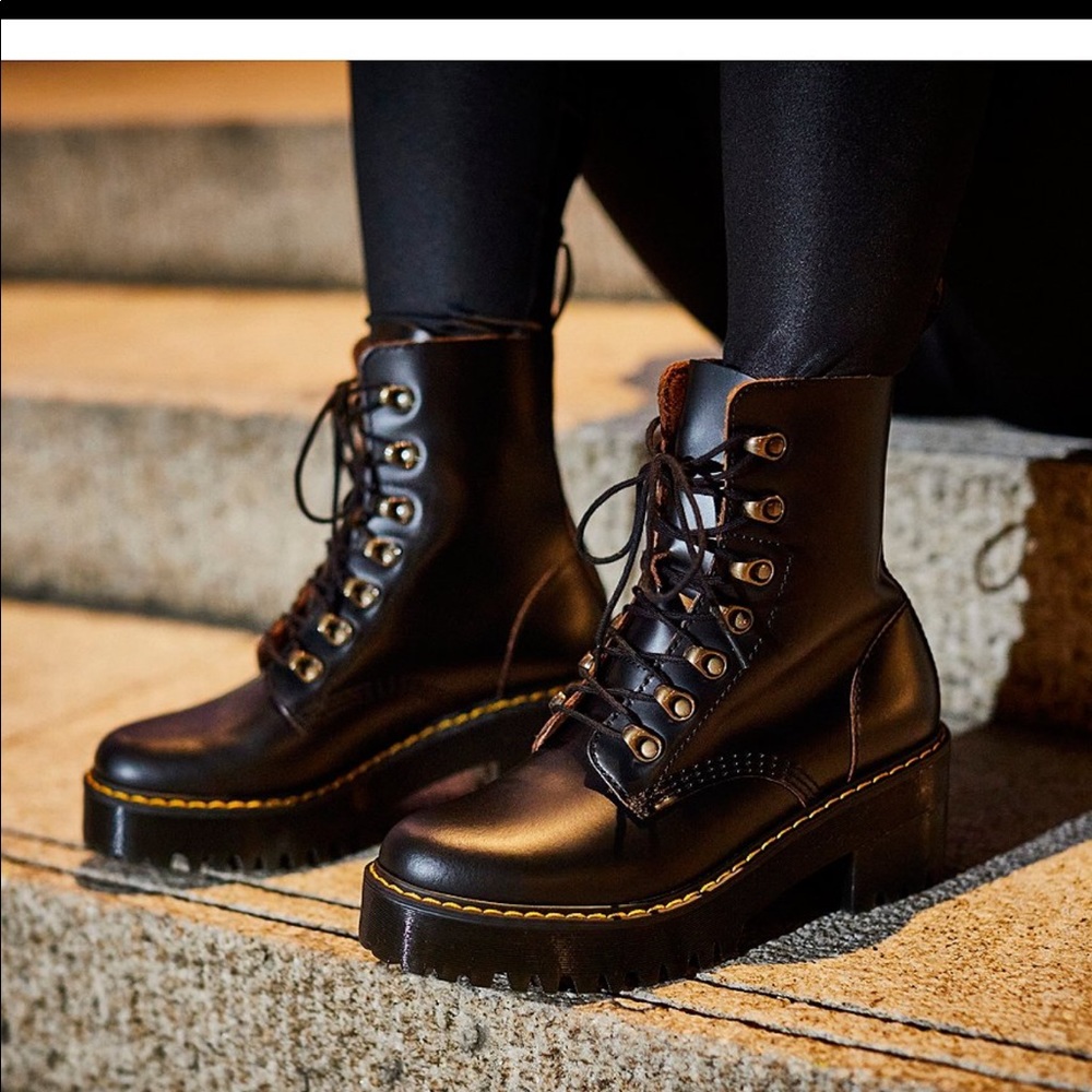 Dr. Martens Leona Heeled Boot Black Size 11